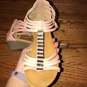 Small Wedge cute shoes